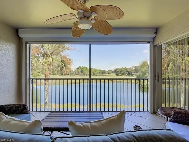 10508 Washingtonia Palm Way 4526, Fort Myers, Florida 33966