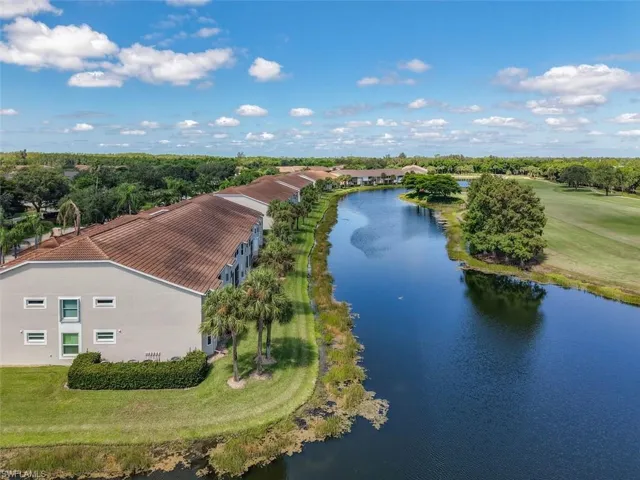 10508 Washingtonia Palm Way 4526, Fort Myers, Florida 33966