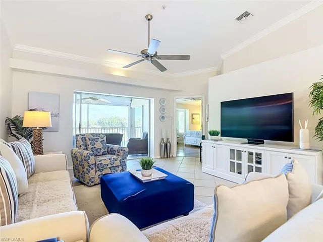 10508 Washingtonia Palm Way 4526, Fort Myers, Florida 33966