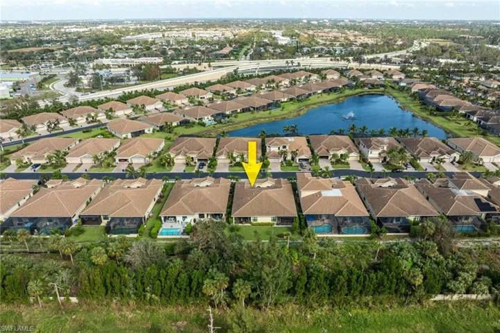 8231  Venetian Pointe  DR, Fort Myers, FL 33908