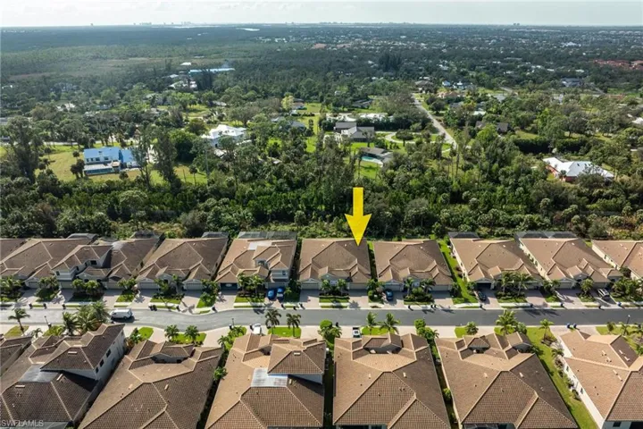8231  Venetian Pointe  DR, Fort Myers, FL 33908