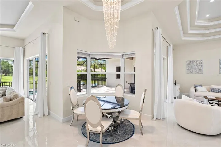 379 25th St Nw, Naples, Florida 34120