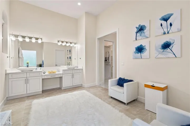 379 25th St Nw, Naples, Florida 34120
