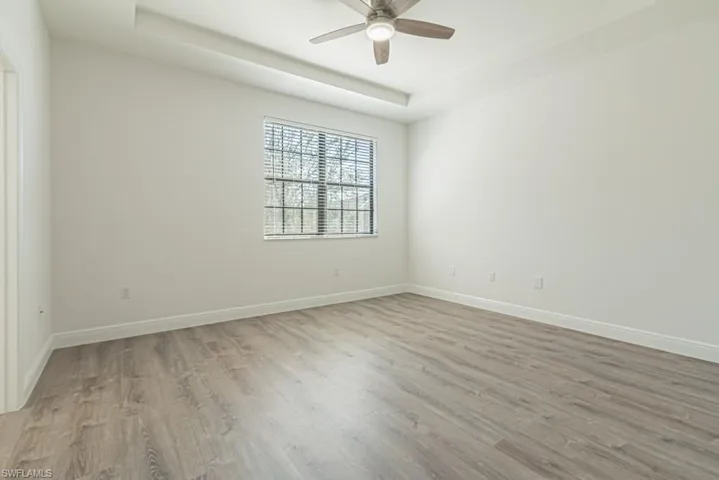 15496  Summit Place  CIR, Naples, FL 34119