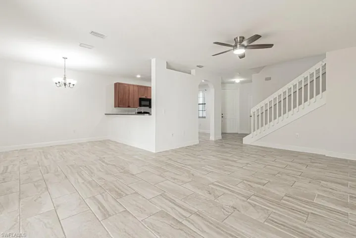 15496  Summit Place  CIR, Naples, FL 34119
