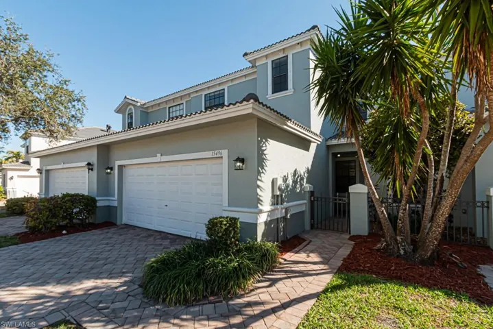 15496  Summit Place  CIR, Naples, FL 34119
