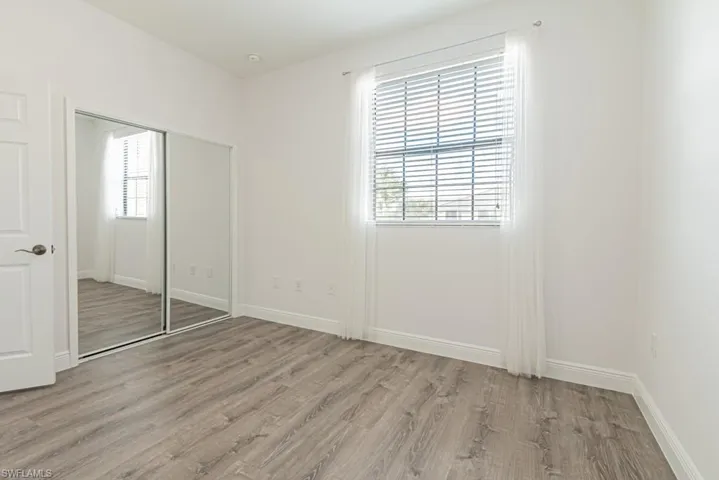 15496  Summit Place  CIR, Naples, FL 34119