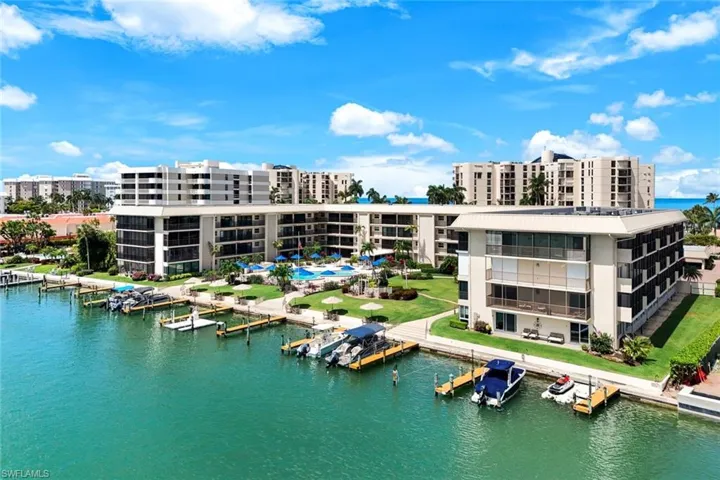 3200  Gulf Shore N BLVD, Naples, FL 34103