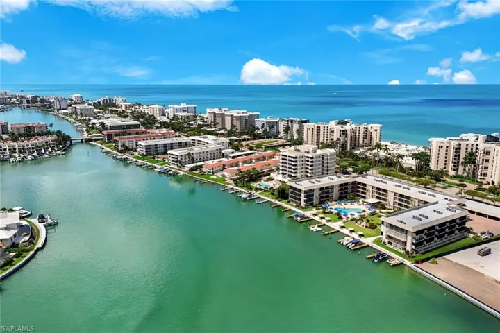3200  Gulf Shore N BLVD, Naples, FL 34103