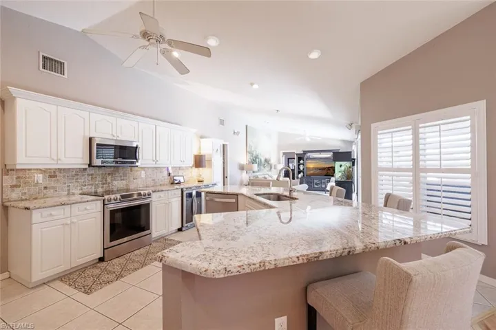 2828 Sw 33rd Ter, Cape Coral, Florida 33914