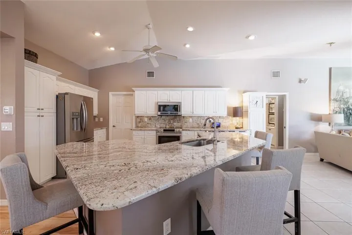 2828 Sw 33rd Ter, Cape Coral, Florida 33914