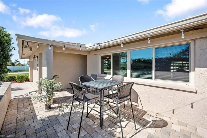 1931 SE 26th  ST, Cape Coral, FL 33904