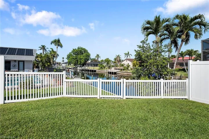 1931 SE 26th  ST, Cape Coral, FL 33904