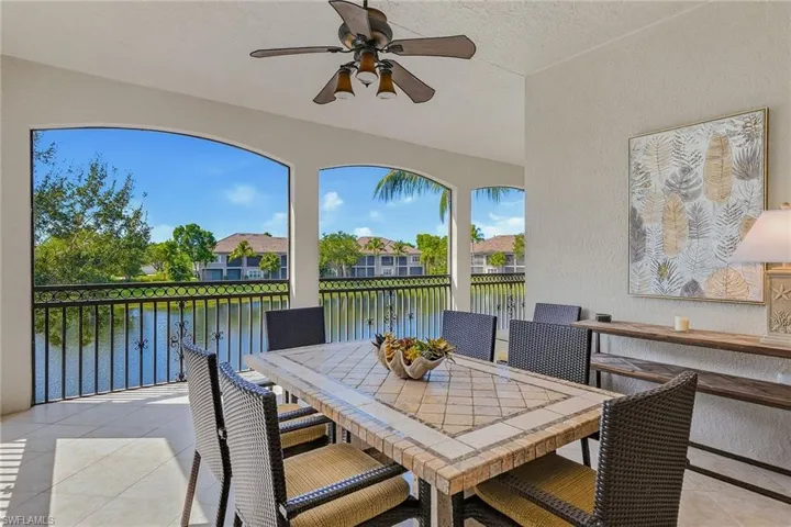 9238 Tesoro Ln 203, Naples, Florida 34114