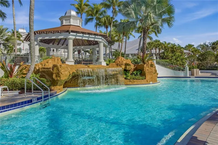9238 Tesoro Ln 203, Naples, Florida 34114