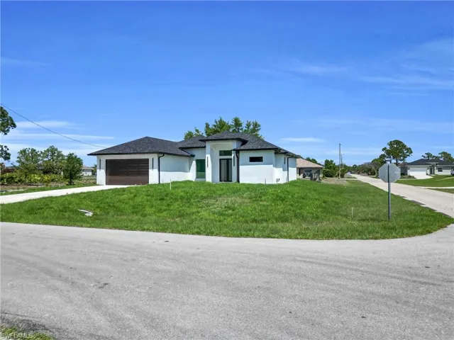 3314 10th St W, Lehigh Acres, Florida 33971