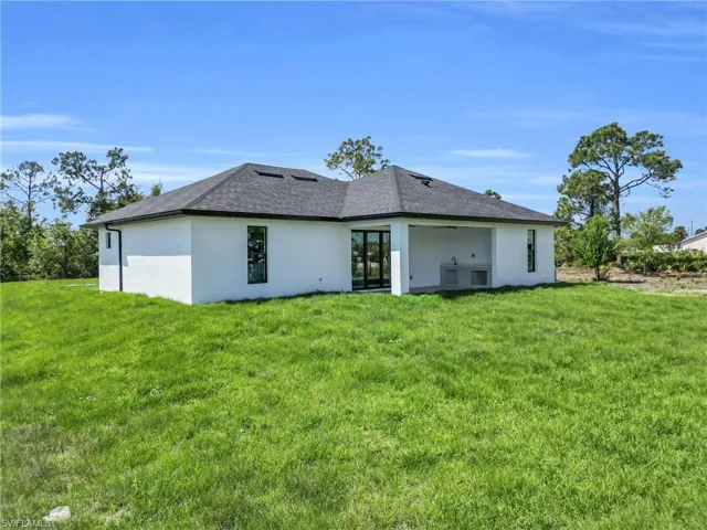 3314 10th St W, Lehigh Acres, Florida 33971