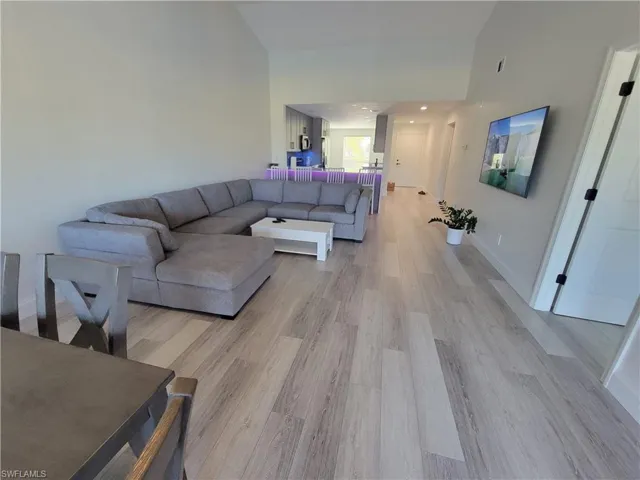 1190 Yesica Ann Cir B-204, Naples, Florida 34110