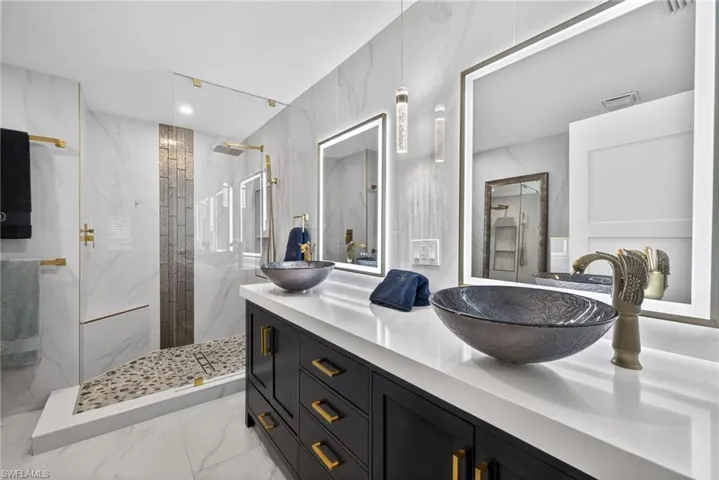 1033  Egrets Walk  CIR, Naples, FL 34108