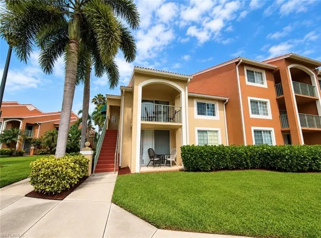 1265 Wildwood Lakes Blvd 201, Naples, Florida 34104