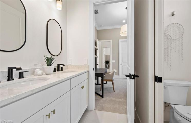 Photo of furnished model, options may vary.