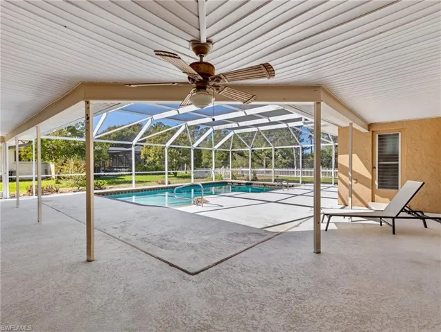 Lots of covered space on the lanai for entertaining