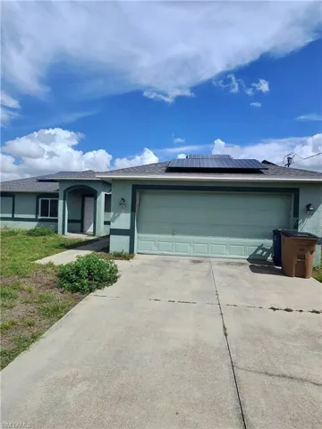 511 Kimberly Ct, Lehigh Acres, Florida 33974