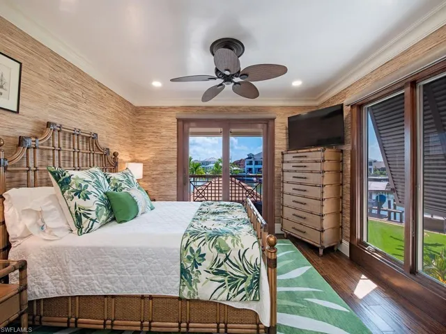 919 Sundrop Ct, Marco Island, Florida 34145
