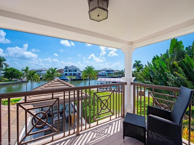 919 Sundrop Ct, Marco Island, Florida 34145