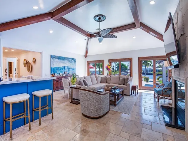 919 Sundrop Ct, Marco Island, Florida 34145