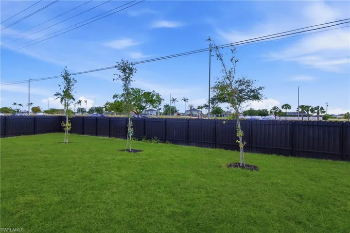 1906 Ne 16th Pl, Cape Coral, Florida 33909