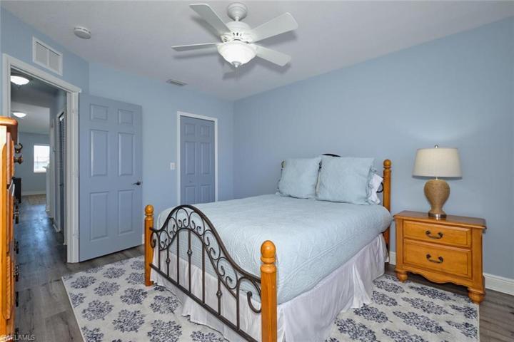 3332  Dandolo  CIR, CAPE CORAL, FL 33909
