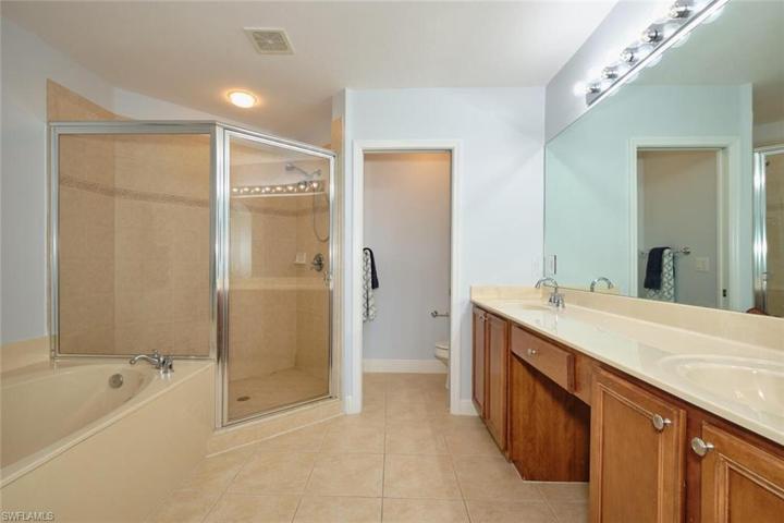 3332  Dandolo  CIR, CAPE CORAL, FL 33909