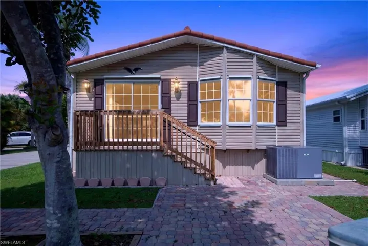 10753 Yellow Rail Cir, Estero, Florida 33928