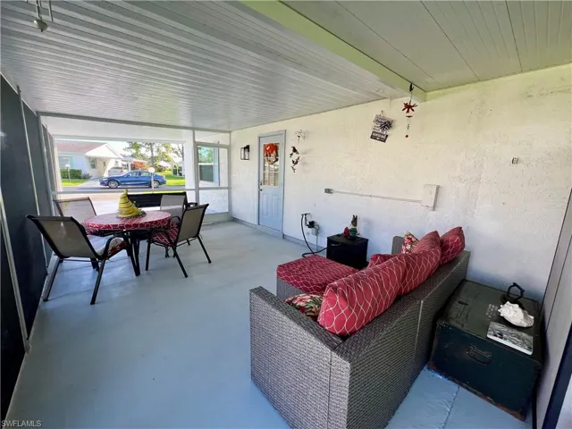 Extended screened lanai new in 2023