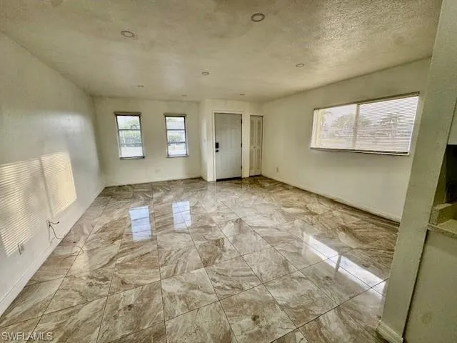 1245 SE 8th  ST, Cape Coral, FL 33990