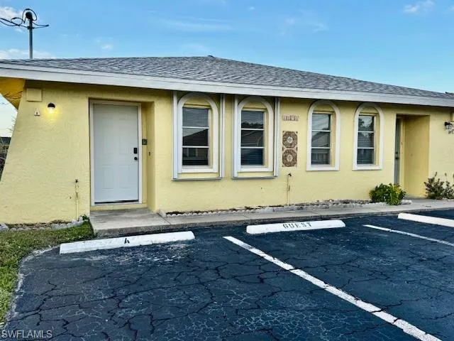 1245 SE 8th  ST, Cape Coral, FL 33990