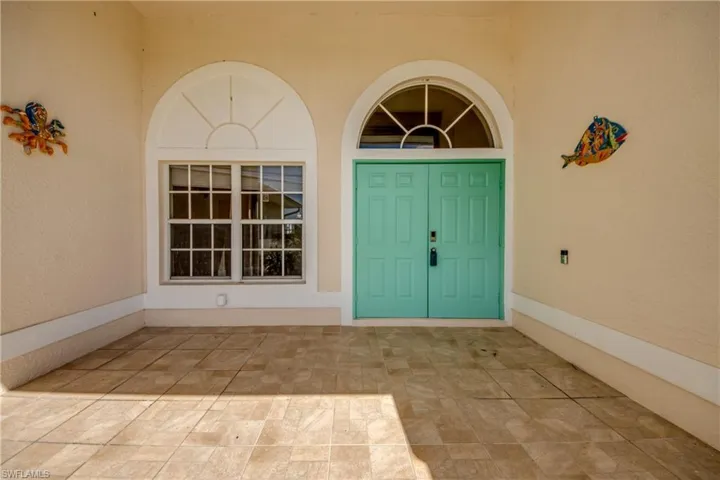 1821 Sw 41st St, Cape Coral, Florida 33914