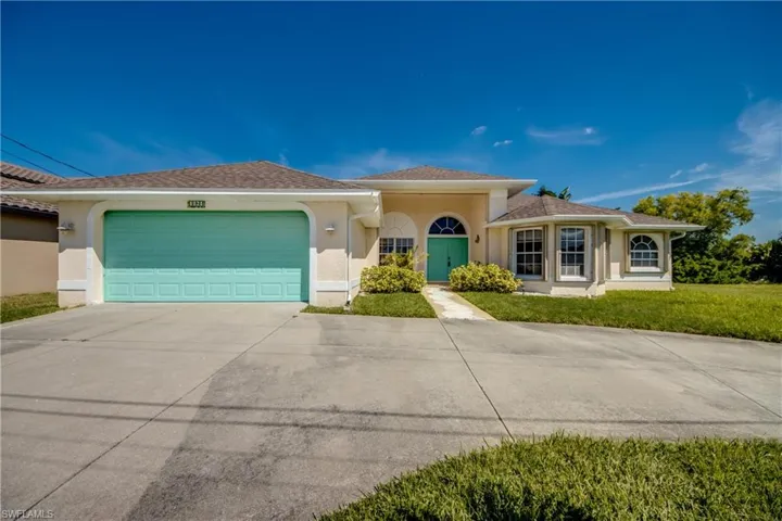 1821 Sw 41st St, Cape Coral, Florida 33914