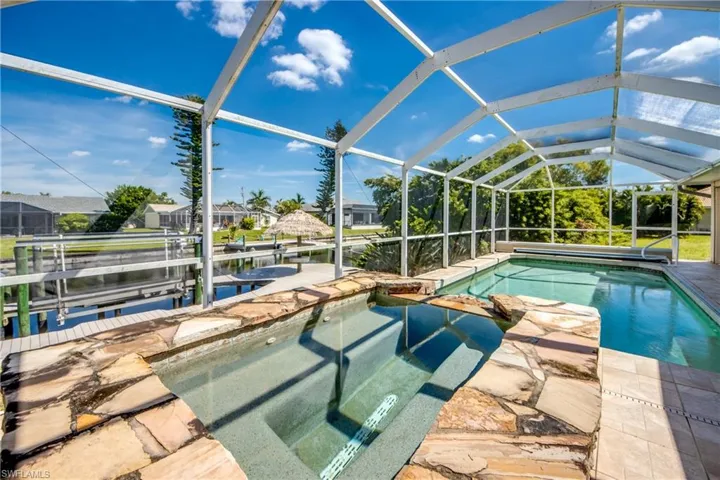 1821 Sw 41st St, Cape Coral, Florida 33914