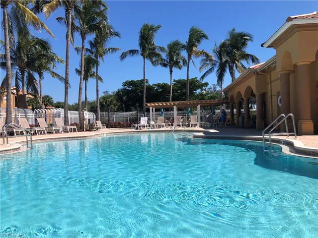 15630 Ocean Walk Cir 111, Fort Myers, Florida 33908