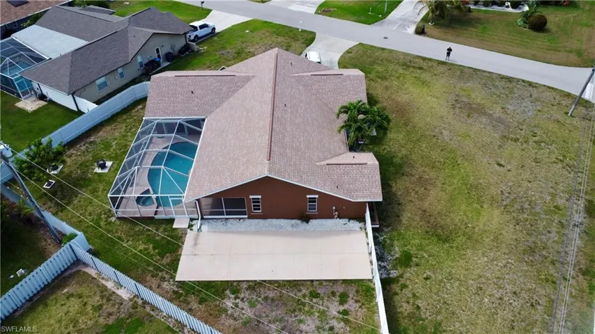 628 Se 21st Ln, Cape Coral, Florida 33990