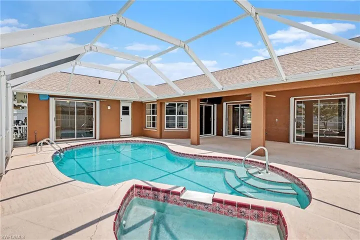 628 Se 21st Ln, Cape Coral, Florida 33990