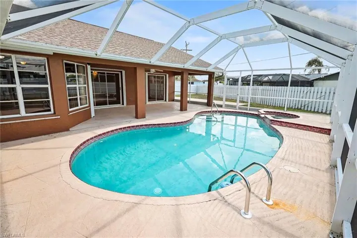 628 Se 21st Ln, Cape Coral, Florida 33990