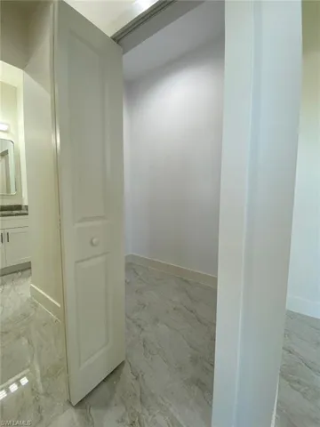 194  Yager  CIR, Fort Myers, FL 33913