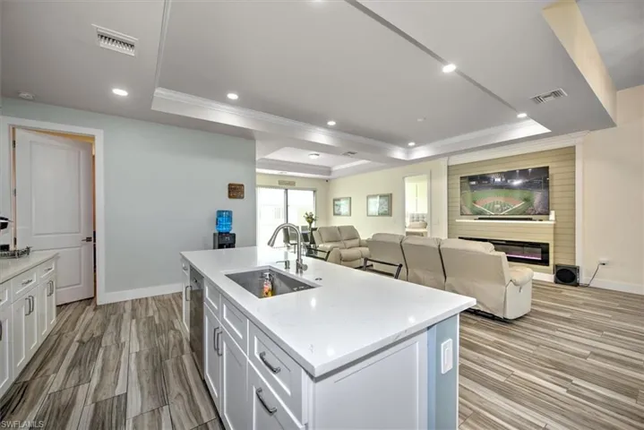 6137 Holt Ct, Fort Myers, Florida 33905