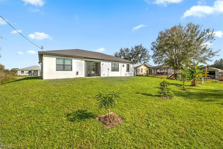 6137 Holt Ct, Fort Myers, Florida 33905