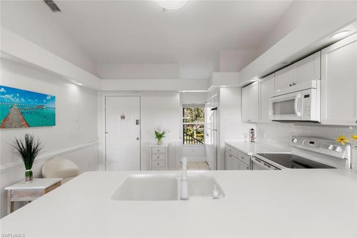 7980  Mahogany Run  LN, Naples, FL 34113