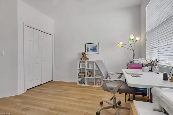 605 Lalique Cir 805, Naples, Florida 34119
