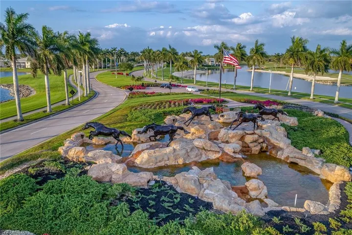 6817  Bent Grass  DR, Naples, FL 34113